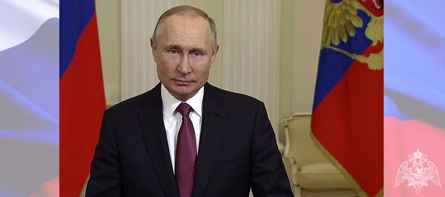 ПРЕЗИДЕНТ РОССИИ ПОЗДРАВИЛ ВОЕННОСЛУЖАЩИХ И СОТРУДНИКОВ РОСГВАРДИИ С ПРОФЕССИОНАЛЬНЫМ ПРАЗДНИКОМ