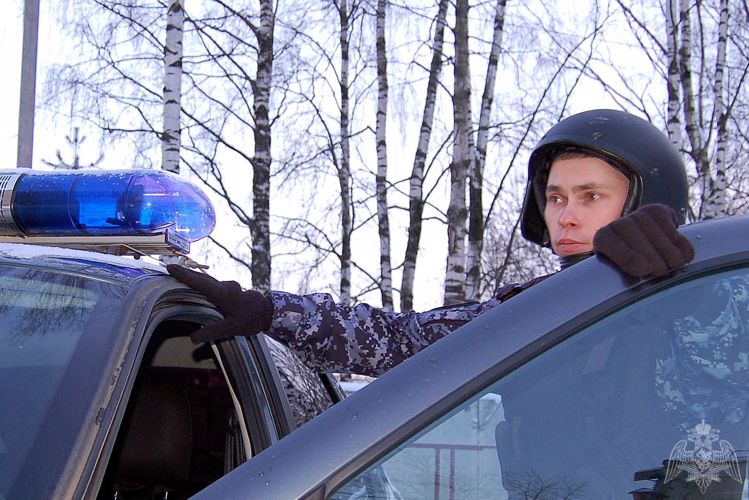 Кировскими росгвардейцами задержан подозреваемый в незаконном приобретении наркотиков
