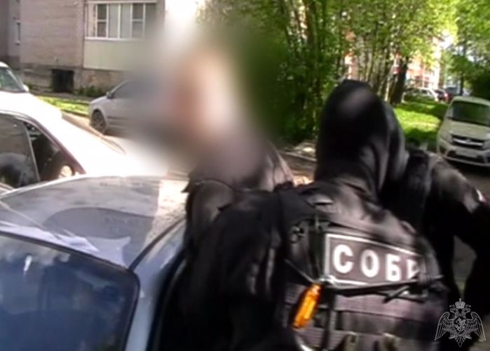 При поддержке СОБР Росгвардии в Кирове задержаны подозреваемые в организации деятельности экстремистской организации