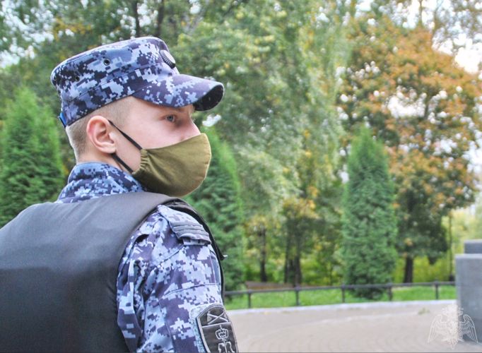 В Кирове росгвардейцы выявили гражданина, подозреваемого в хищении металлических конструкций