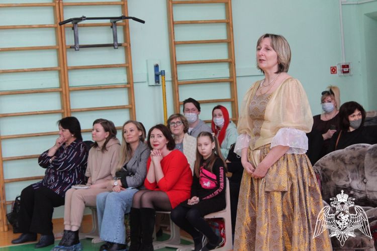 В городе Кирове кадеты Росгвардии блистали на балу