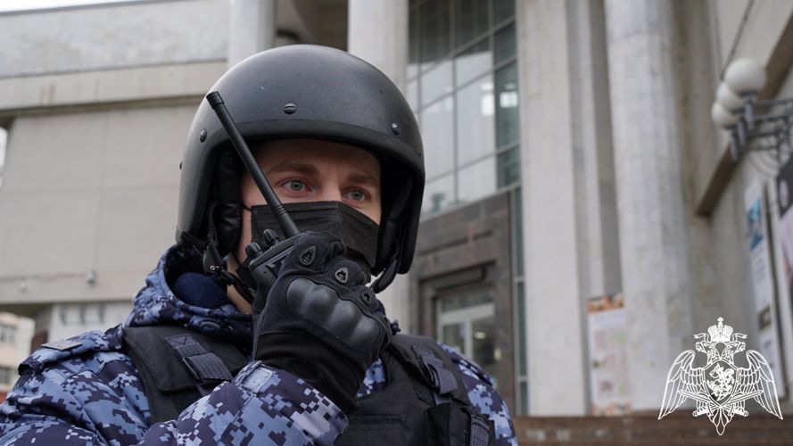 В Кирове росгвардейцы задержали граждан, подозреваемых в нанесении побоев