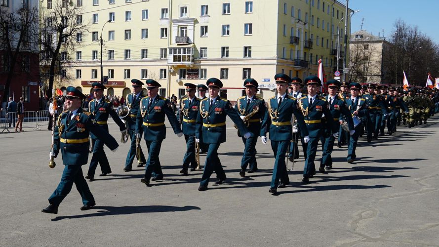 В Кирове сотрудники и военнослужащие Росгвардии приняли участие в торжествах, посвященных 77-ой годовщине Победы в Великой Отечественной войне 