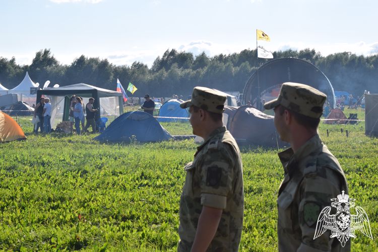 В Кировской области росгвардейцы приняли участие в обеспечении охраны общественного порядка на Всероссийском фестивале «Гринландия»