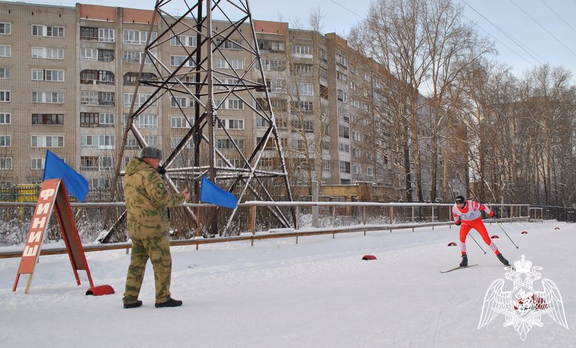 В Кирове состоялось открытие чемпионата Приволжского округа Росгвардии по лыжным гонкам и служебному двоеборью