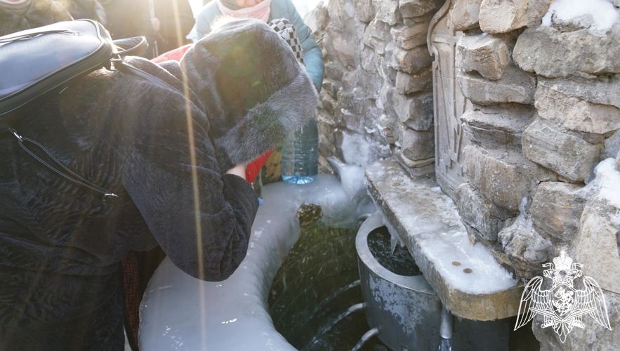 В Кировской области росгвардейцы обеспечили безопасность граждан во время крещенских богослужений
