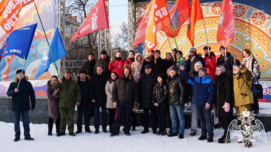 В Кирове росгвардейцы обеспечили безопасность митинга-концерта «Слава защитникам Отечества»