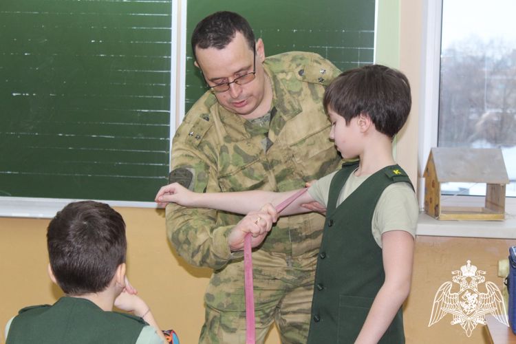В Кирове прошла акция "Росгвардия: на страже здоровья"