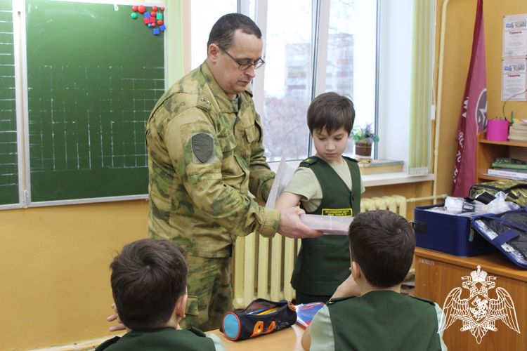 В Кирове прошла акция "Росгвардия: на страже здоровья"