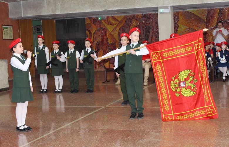 В Кирове в городском конкурсе знаменных групп лидировали подшефные Росгвардии