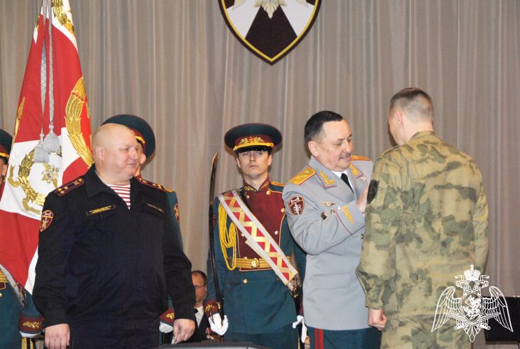 В Кирове росгвардейцев поздравили с профессиональным праздником