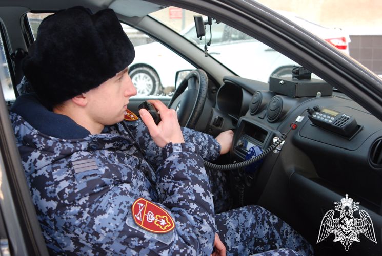 В Кирове росгвардейцы пресекли хулиганство на танцполе