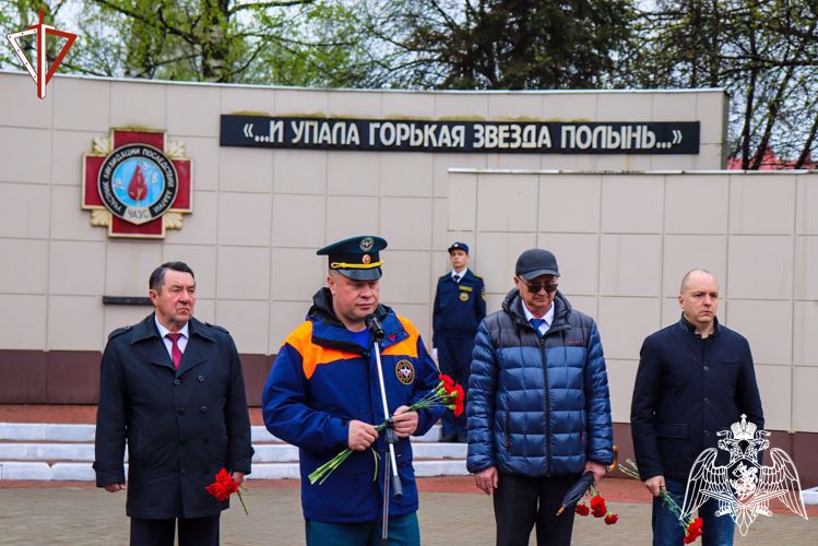 Память жертв радиационных катастроф и аварий почтили росгвардейцы Приволжья