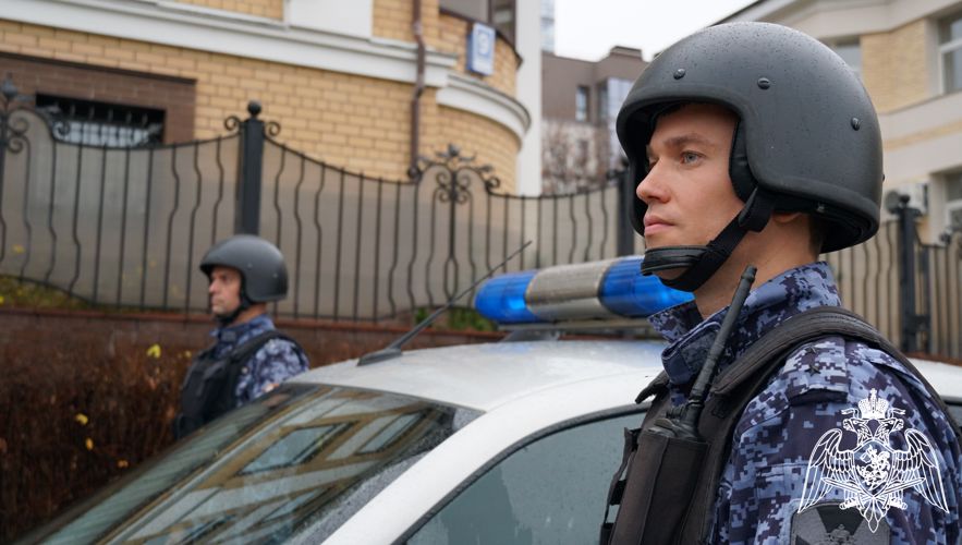 В Кирове росгвардейцы задержали подозреваемого в нанесении побоев своему знакомому