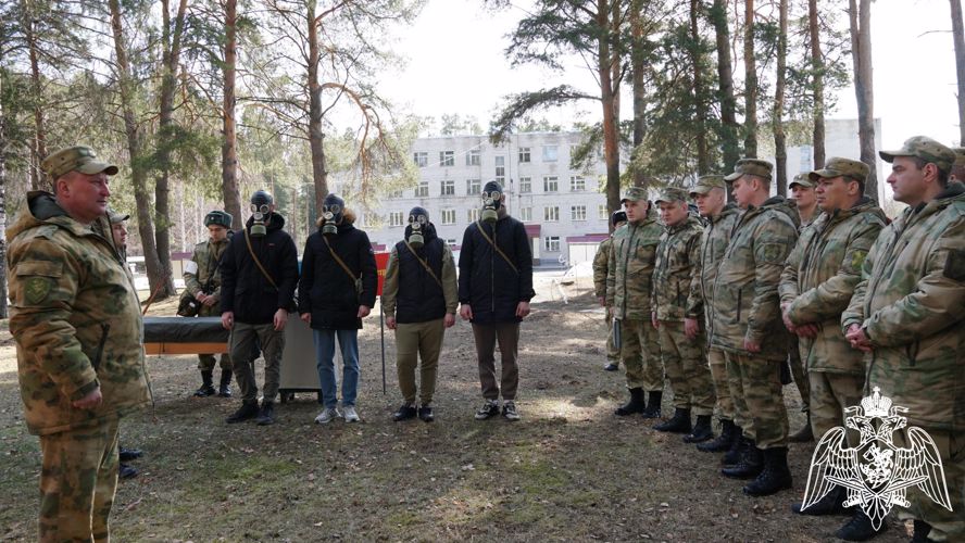 В Кирове специалисты радиационной, химической и биологической защиты Росгвардии с коллегами из ГУ МЧС провели учебно-методические сборы (видео)