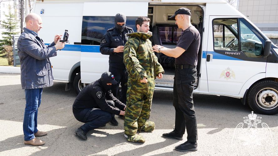 Журналист ГТРК «Вятка» на один день стал сотрудником ОМОН «Вятич» 