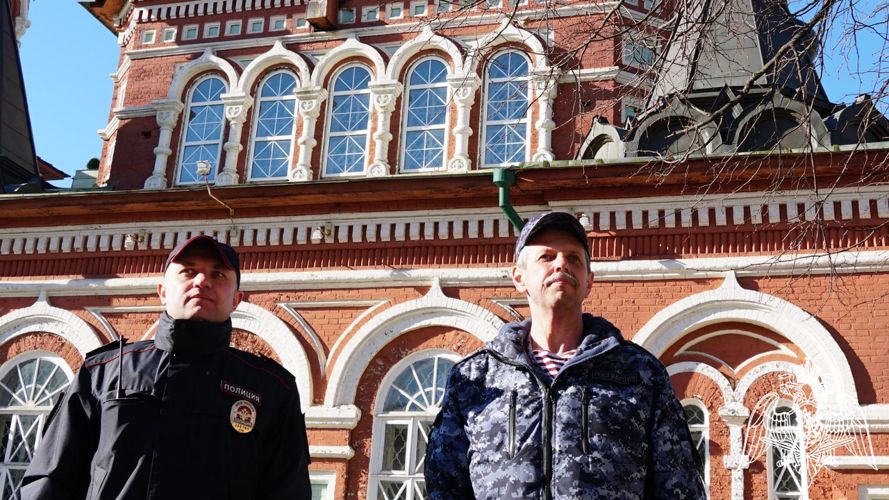 В Кирове росгвардейцы обеспечили правопорядок во время Пасхальных богослужений 