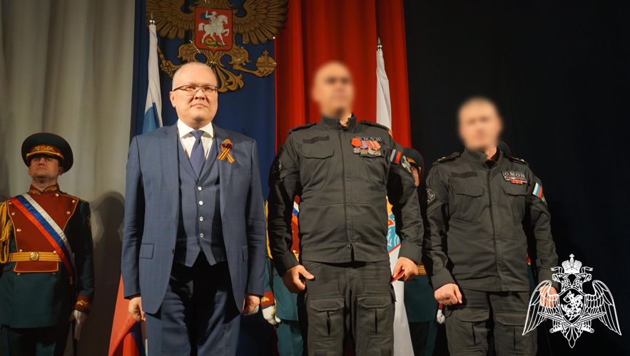 Губернатор Кировской области Александр Соколов вручил росгвардейцам государственные награды
