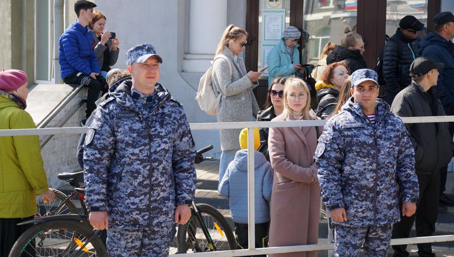 В Кирове росгвардейцы приняли участие в торжествах, посвященных 78-ой годовщине Победы в Великой Отечественной войне 