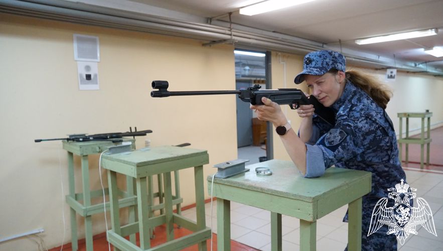 В Кирове военнослужащие Росгвардии стали призерами конкурса «Автоледи-2023»