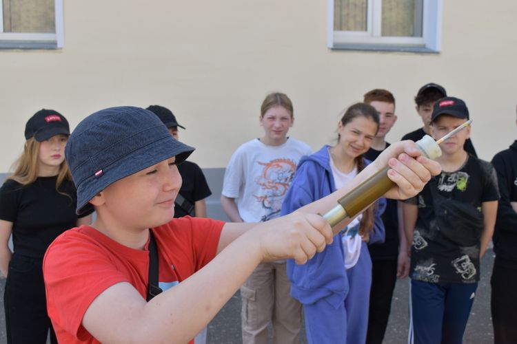 Кадетский класс кировской школы № 10 посетил военную часть Росгвардии