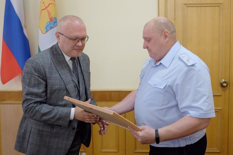 Губернатор Александр Соколов награжден благодарственным письмом командования Приволжского округа Росгвардии