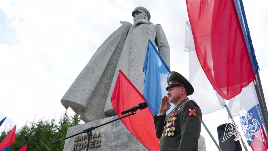 Сотрудники и ветераны Росгвардии почтили память погибших товарищей