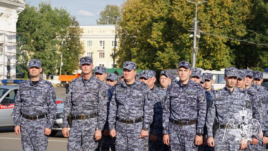 В Кирове росгвардейцы приняли участие в гарнизонном инструктаже