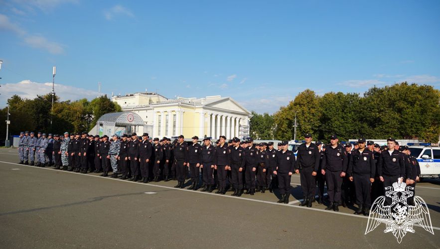 В Кирове росгвардейцы приняли участие в гарнизонном инструктаже