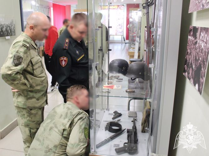 В Кирове военнослужащие Росгвардии посетили музей воинской Славы