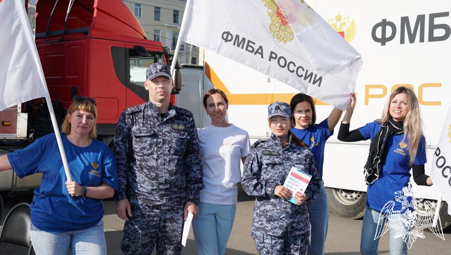 В Кирове сотрудники Росгвардии поддержали донорскую акцию #ДавайВступай