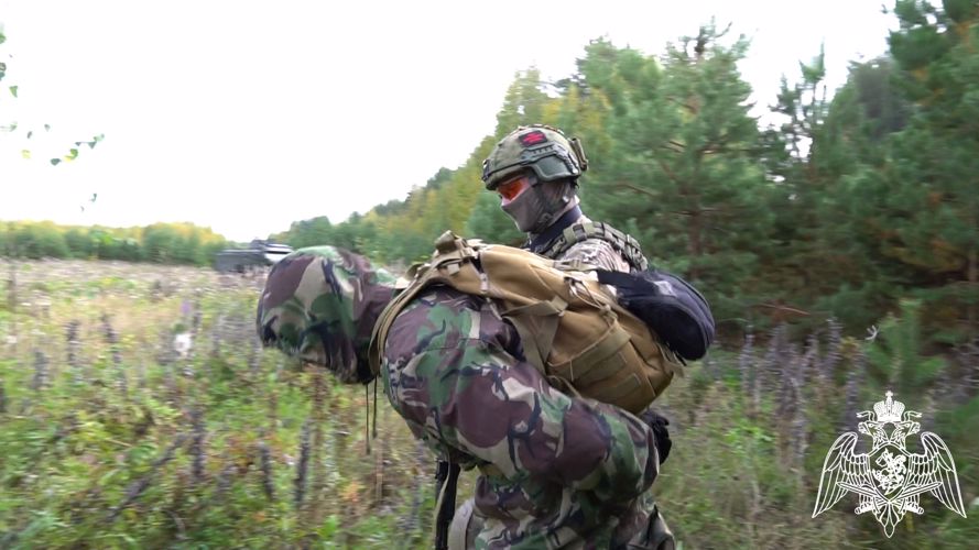 В Кировской области сотрудники Росгвардии приняли участие в тактико-специальном учении 