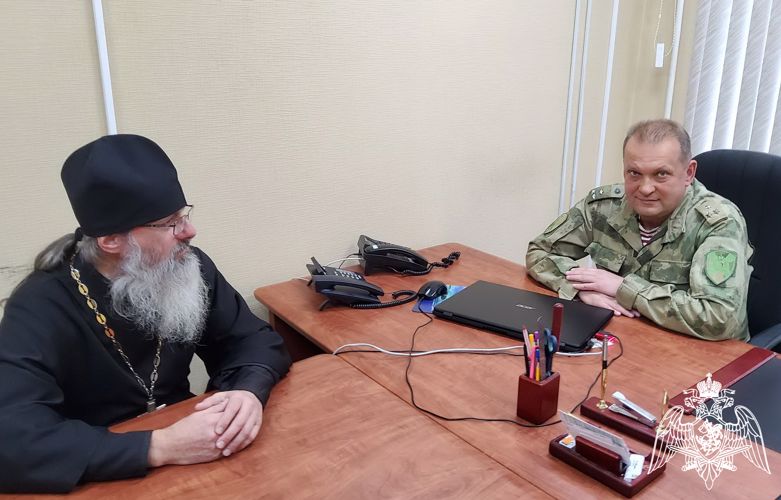 Заместитель начальника кировской Росгвардии встретился с руководителем епархиального воинского отдела