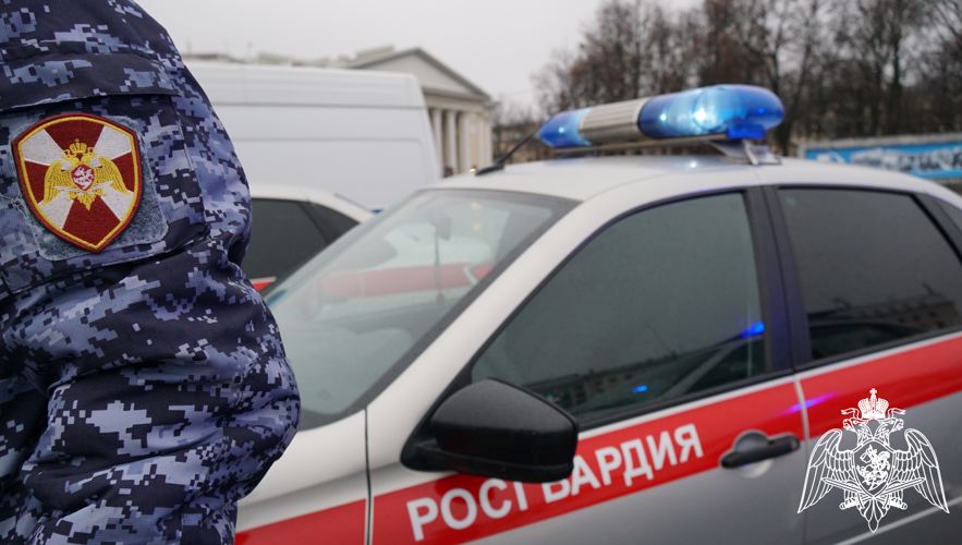 В Кирове росгвардейцы задержали гражданина, подозреваемого в приобретении наркотиков