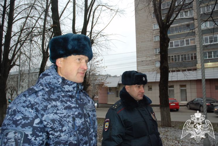 В Кирове росгвардейцы приняли участие в обеспечении охраны общественного порядка в День народного единства
