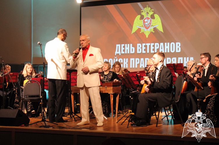 В Кирове прошло праздничное мероприятие, посвященное Дню ветерана войск правопорядка