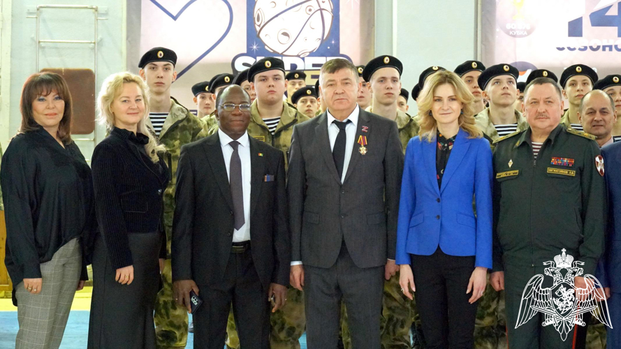 Командир Кировского соединения ВНГ РФ Линар Нигматзянов принял участие в церемонии принятия Присяги подшефными курсантами