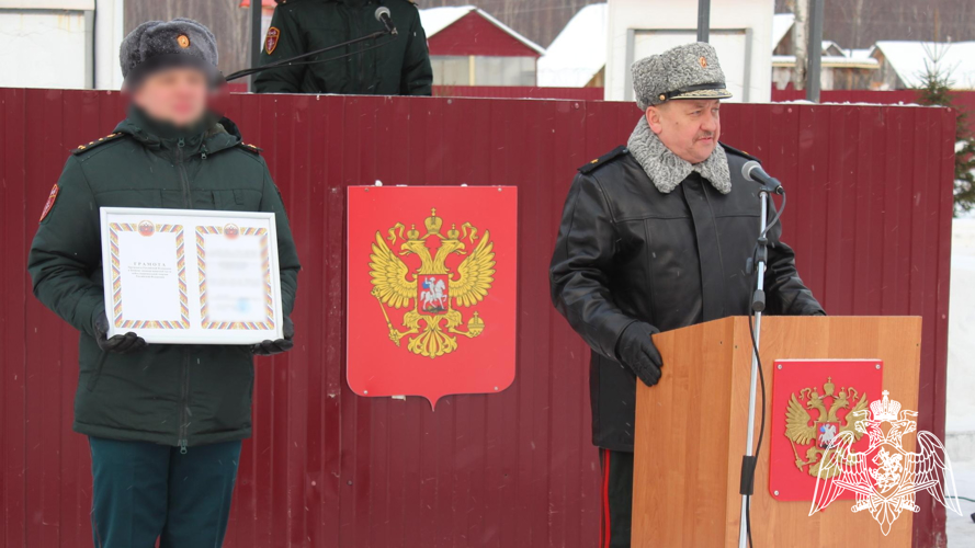 В Кировской области состоялась торжественная церемония вручения Боевого знамени воинской части Росгвардии 
