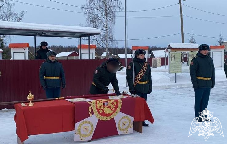 В Кировской области состоялась торжественная церемония вручения Боевого знамени воинской части Росгвардии 