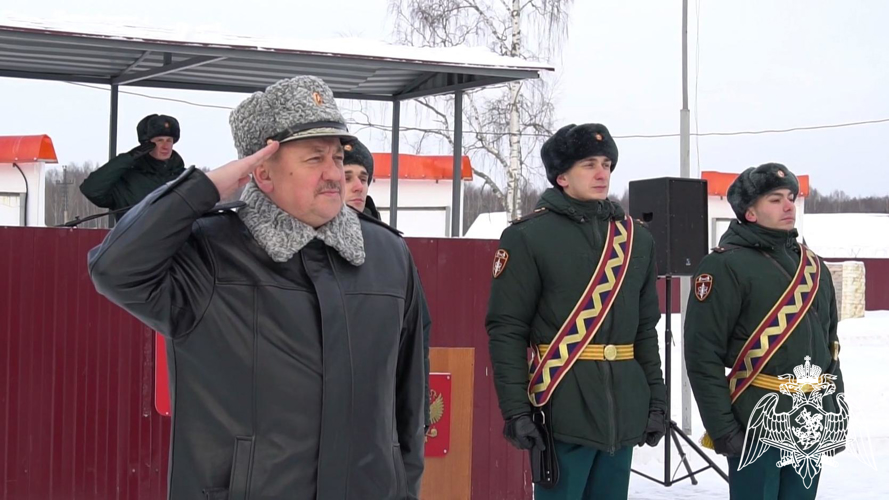 В Кировской области состоялась торжественная церемония вручения Боевого знамени воинской части Росгвардии 
