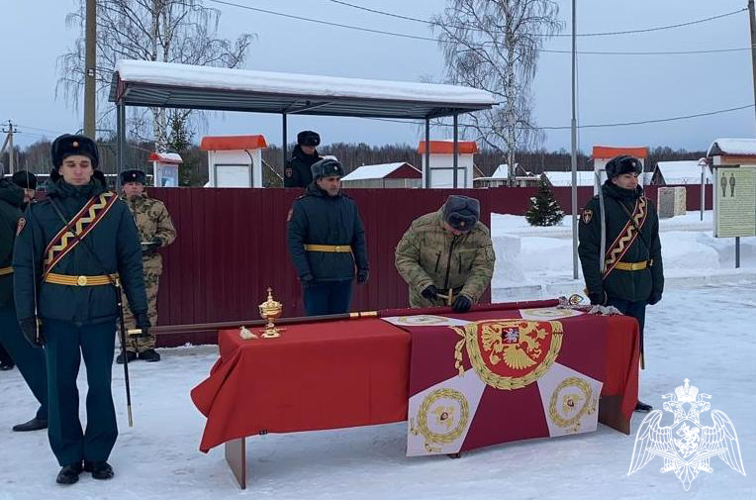 В Кировской области состоялась торжественная церемония вручения Боевого знамени воинской части Росгвардии 