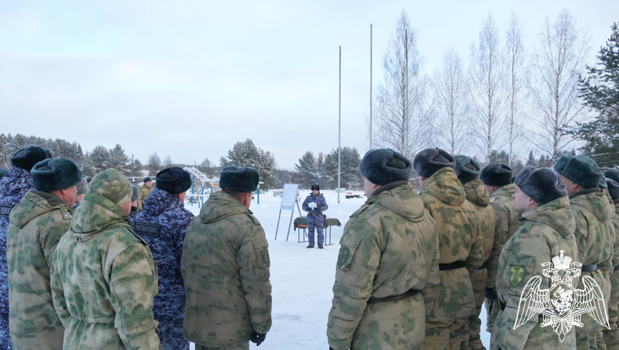 В Кирове сотрудники и военнослужащие Росгвардии провели комплексное занятие на полигоне