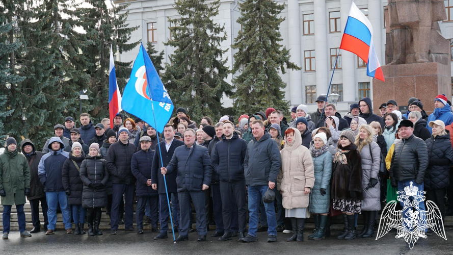 В Кирове росгвардейцы приняли участие в обеспечении безопасности митинга «Русская весна»