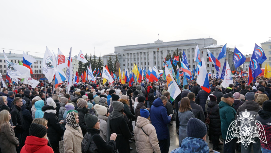 В Кирове росгвардейцы приняли участие в обеспечении безопасности митинга «Русская весна»
