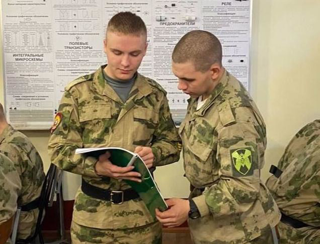 Росгвардия приглашает юношей из Кировской области поступать в ведомственные военные институты