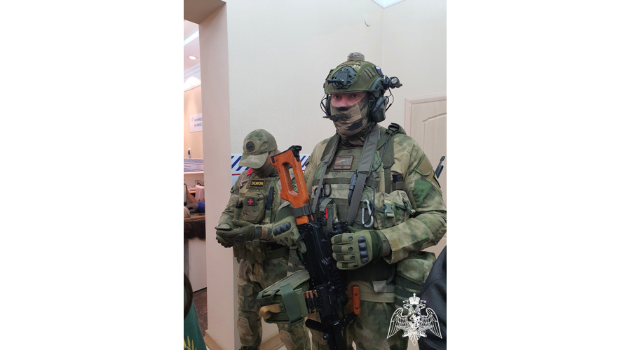 "Славное прошлое - великое будущее". В Кирове подшефные росгвардейцев приняли участие в работе интерактивного проекта