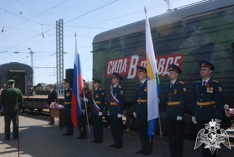 Росгвардейцы приняли участие в охране общественного порядка во время пребывания поезда "Сила в правде" в Кирове