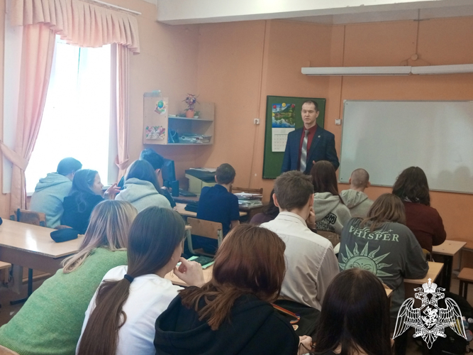 Без срока давности. Ветераны Росгвардии рассказали школьникам о событиях Великой Отечественной войны