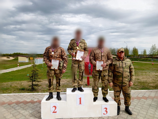 Сотрудник СОБР "Щит" стал серебряным призером чемпионата Приволжского округа Росгвардии по стрельбе из боевого стрелкового оружия