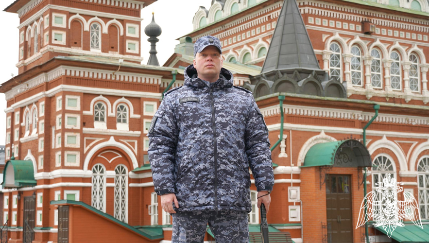 В Кирове росгвардейцы обеспечили правопорядок во время празднования Светлого Христова Воскресения